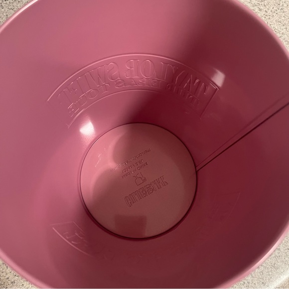 Taylor Swift Eras Tour Popcorn tin - Picture 6 of 9